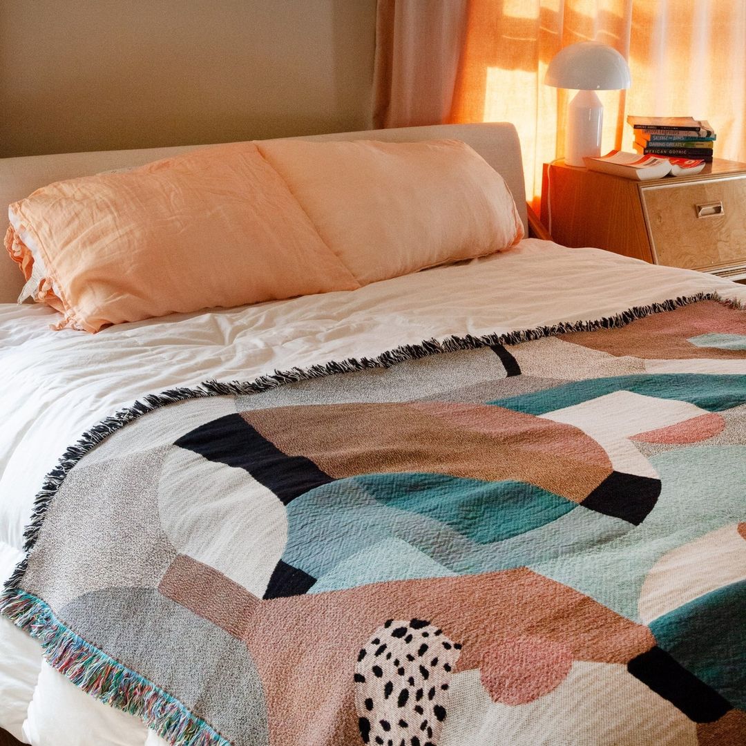 SLOW DOWN STUDIO - Pollard Throw