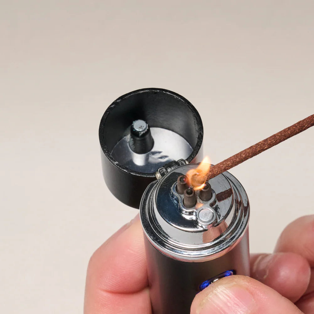 GENTLE HABITS - Gentle Habits Lighter - Black