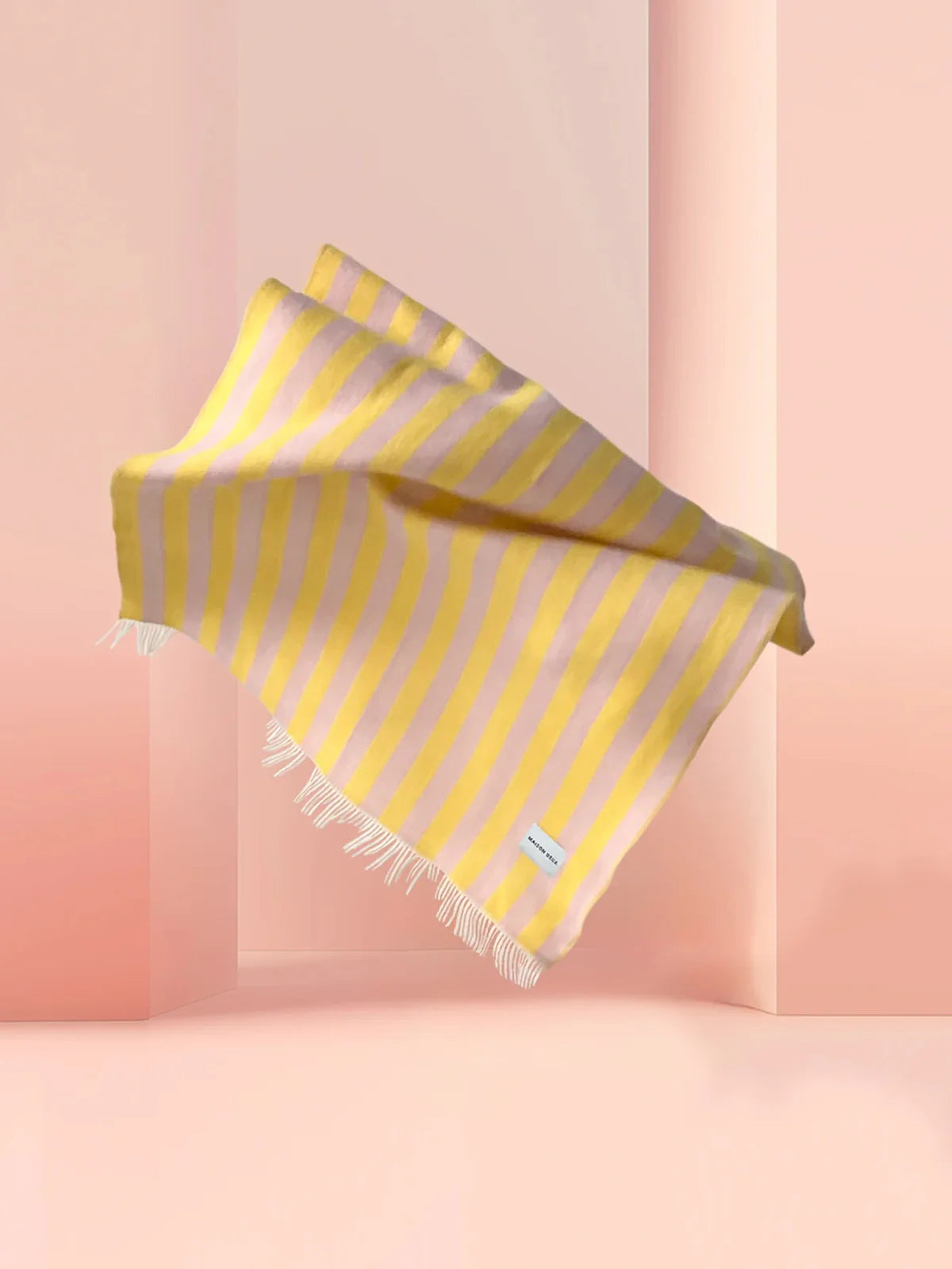 MAISON DEUX - Candy Wrap Blanket