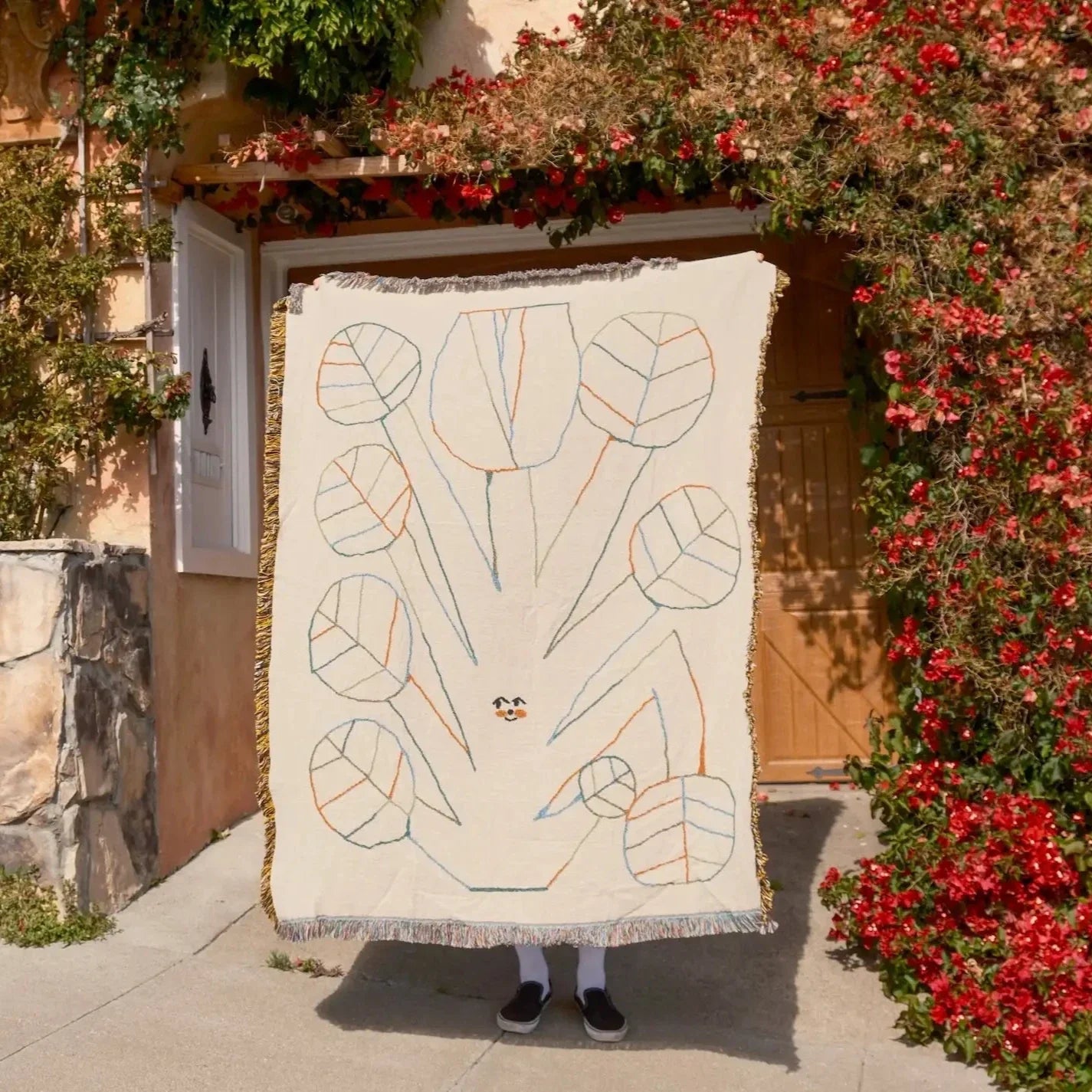 SLOW DOWN STUDIO - Yukimi Throw