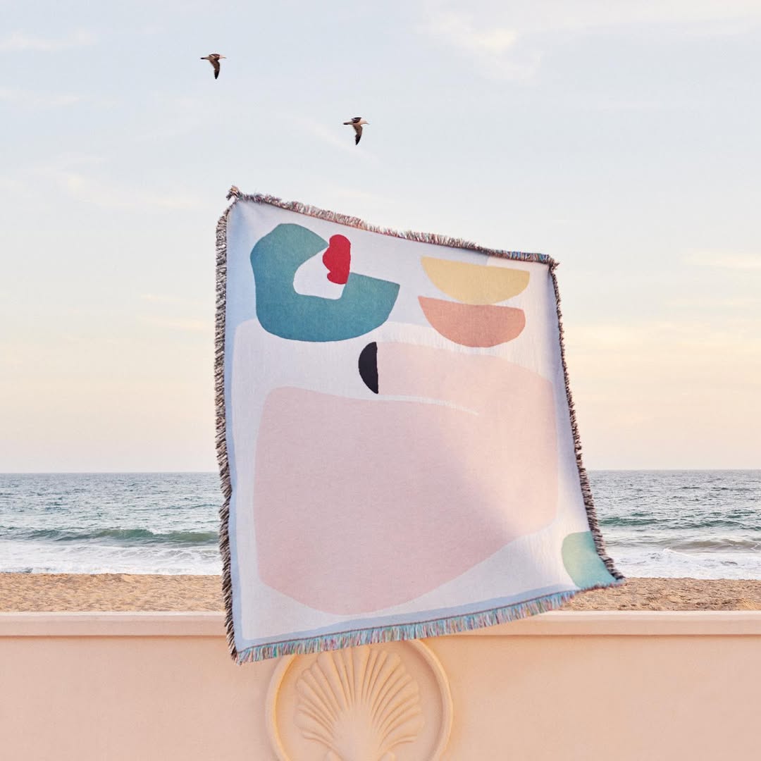 SLOW DOWN STUDIO - Arthur Throw