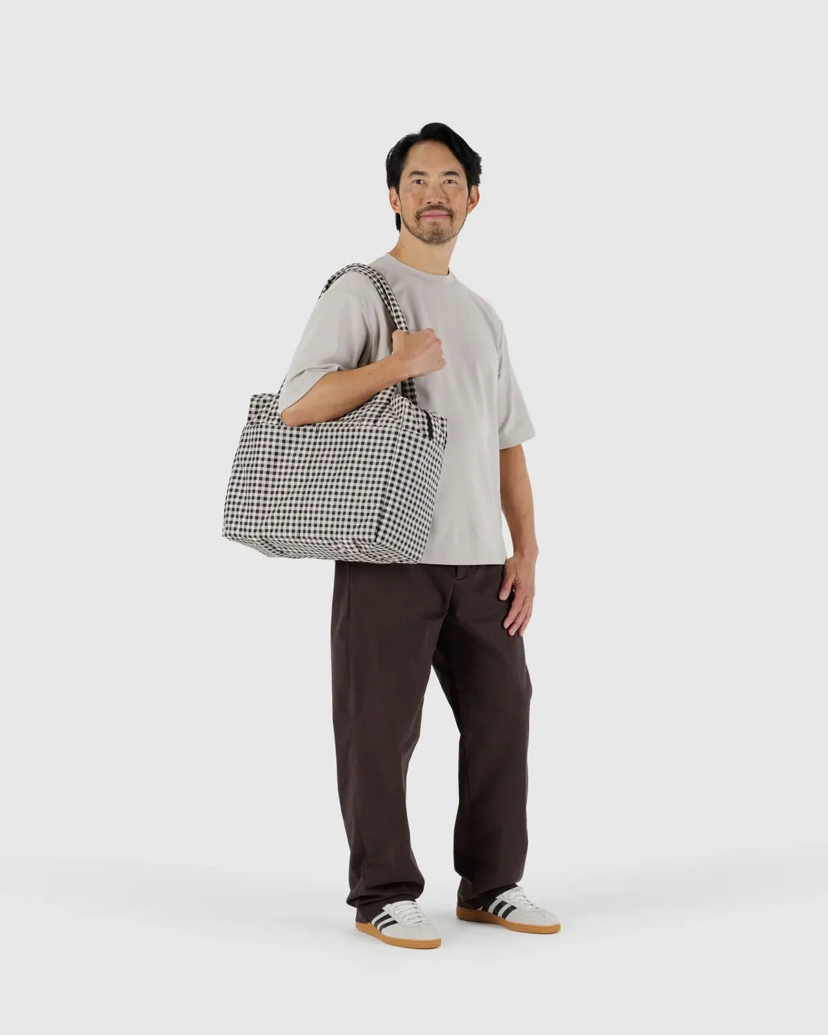 BAGGU - Small Cloud Carry On - Black & White Gingham