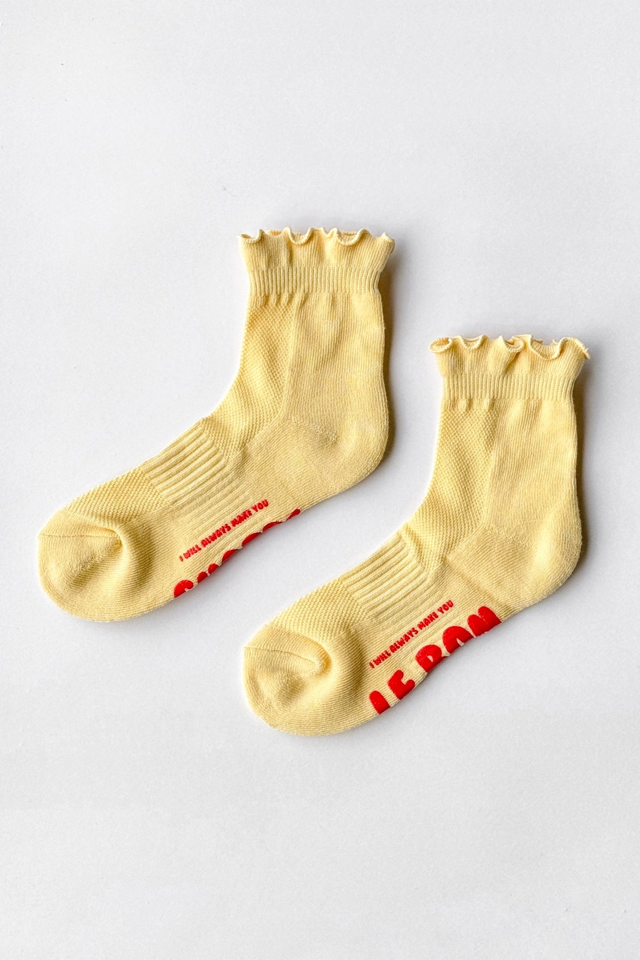 LE BON SHOPPE - Ruffled Hugger Crew Socks - Banana Cream / Red