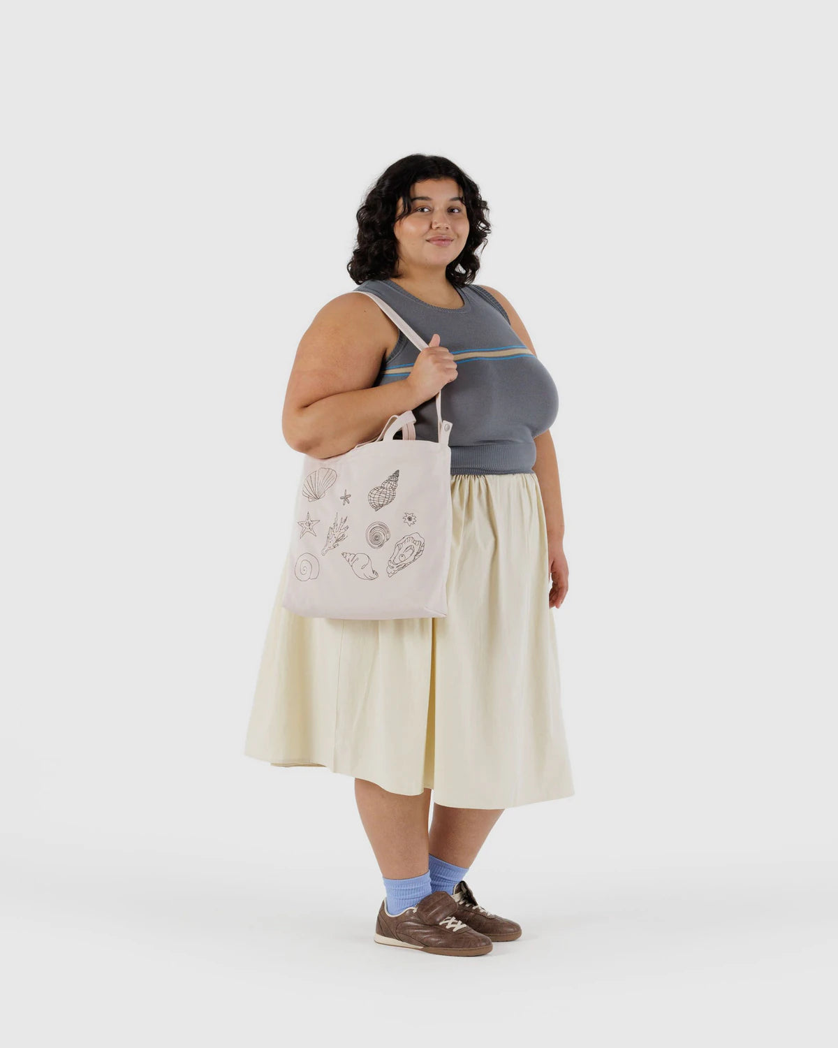 BAGGU - Horizontal Zip Duck Bag - Embroidered Shells