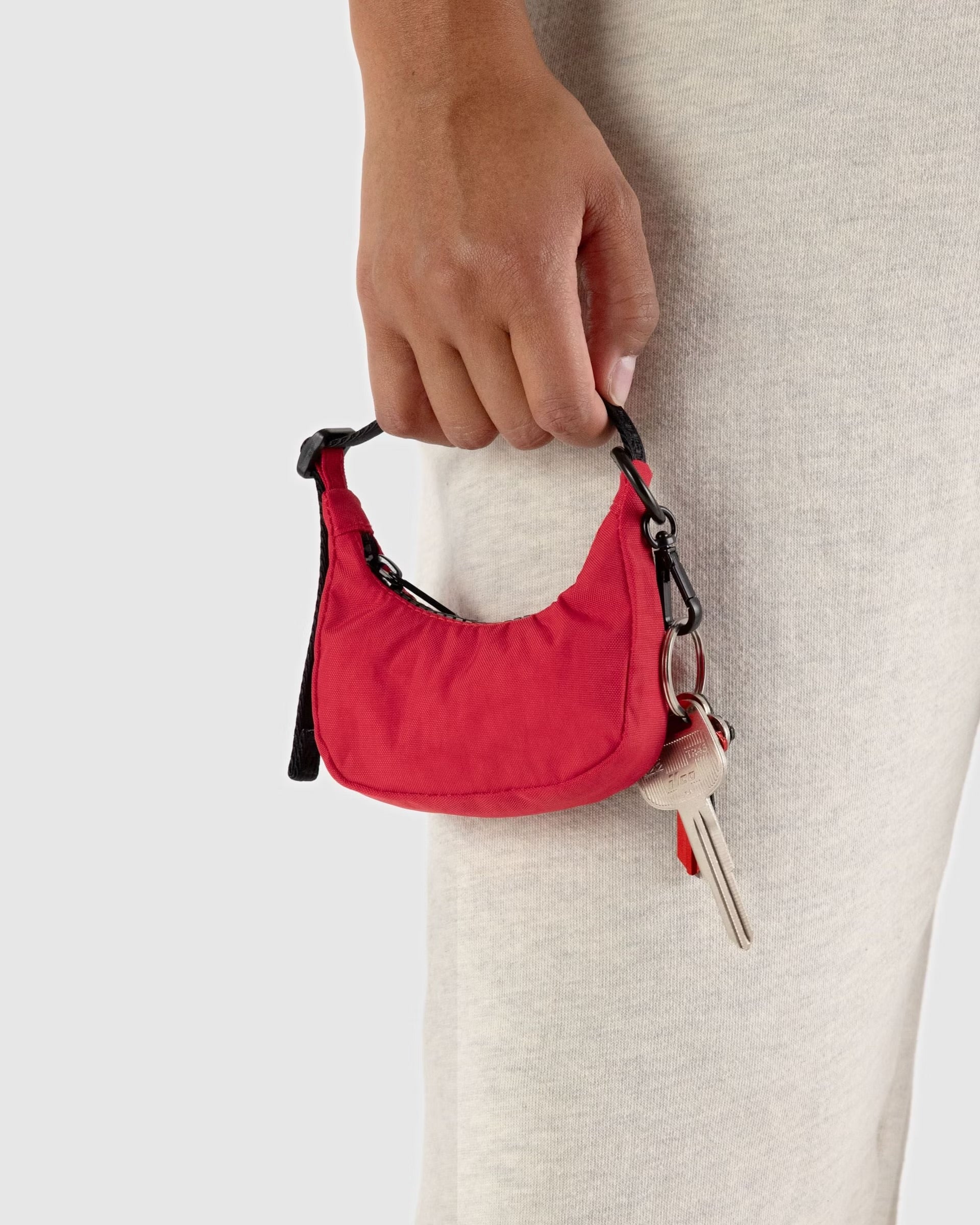 BAGGU- Crescent Bag Charm- Candy Apple