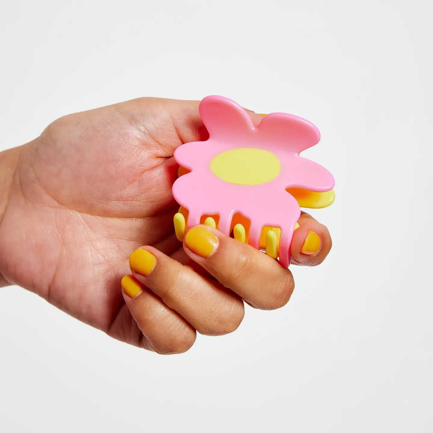 CHUNKS- Flower Claw in Yellow + Pink