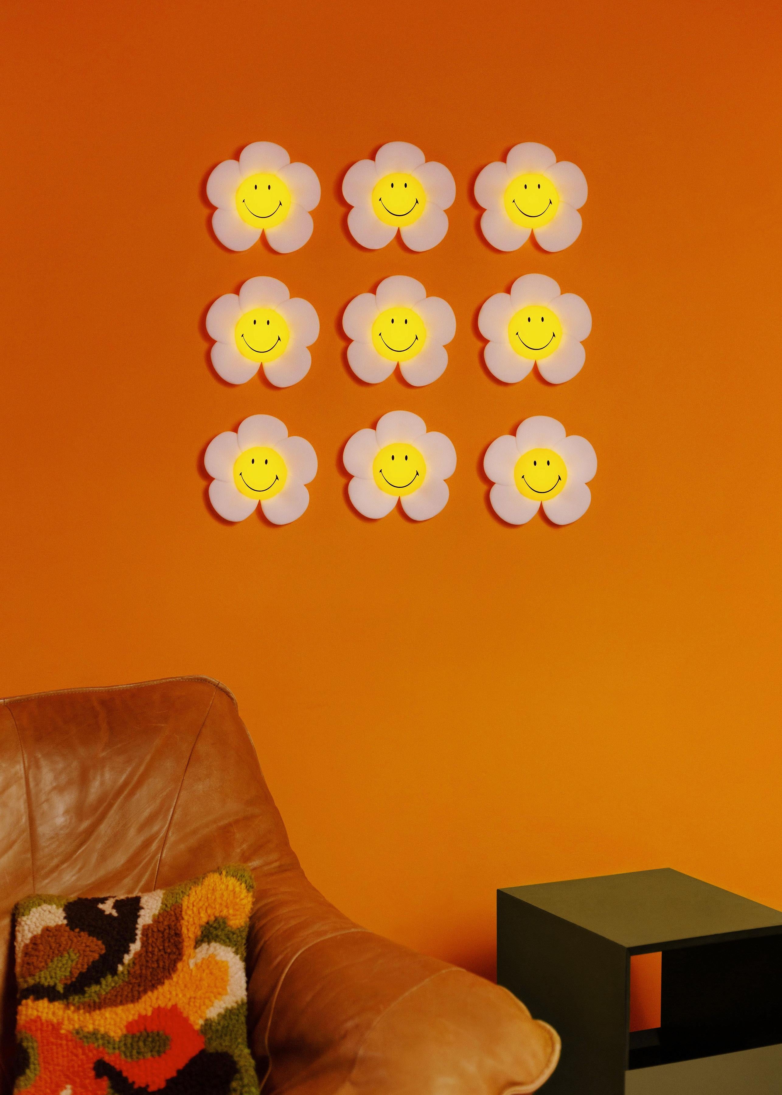 MR MARIA - Smiley Daisy Day Light