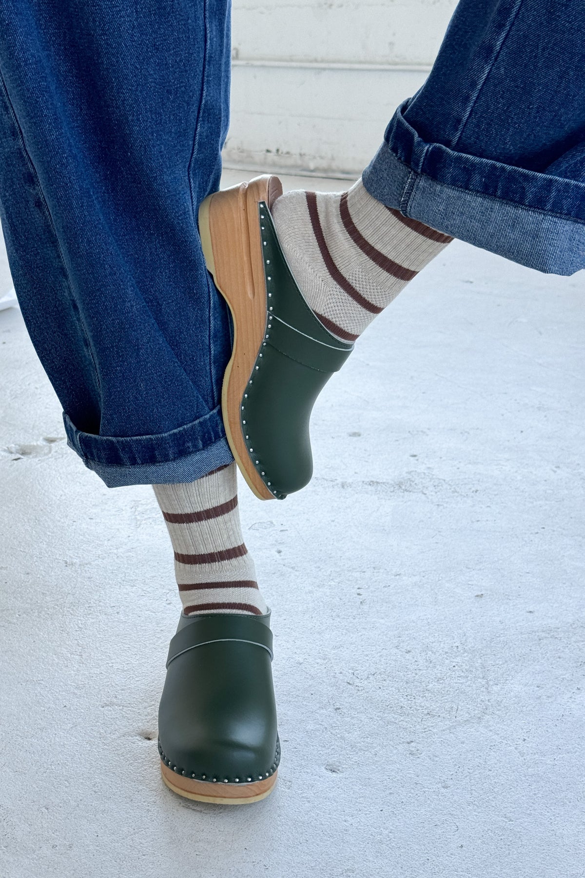 Le Bon Shoppe - Striped Boyfriend Socks - Flax Stripe