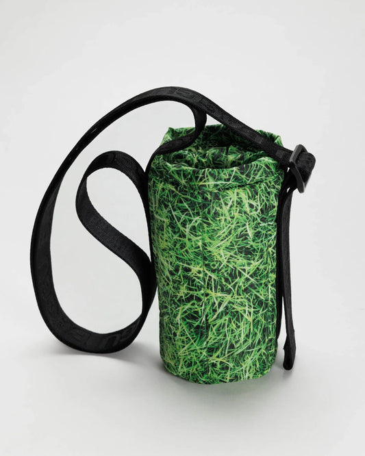BAGGU Puffy Water Bottle Sling | Grass