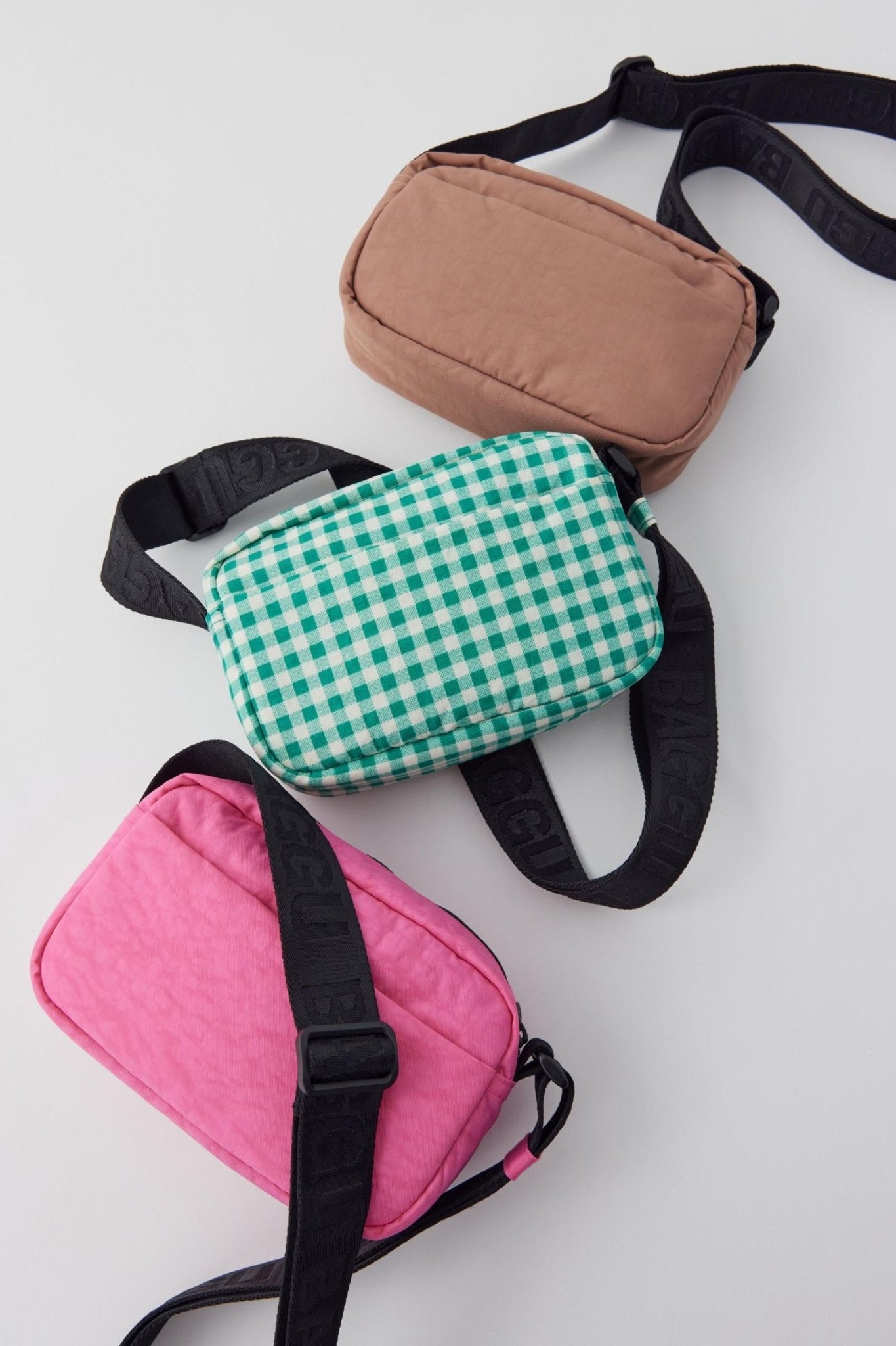 BAGGU Camera Crossbody - Green Gingham