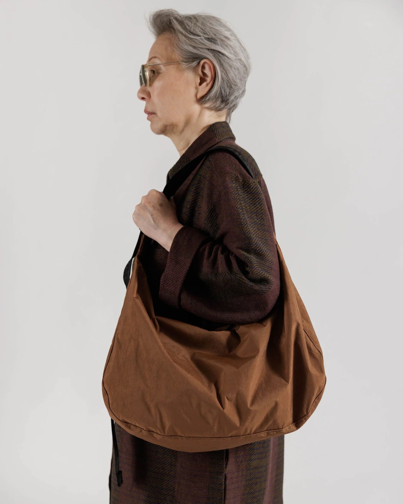 BAGGU Large Nylon Crescent Bag - Brown