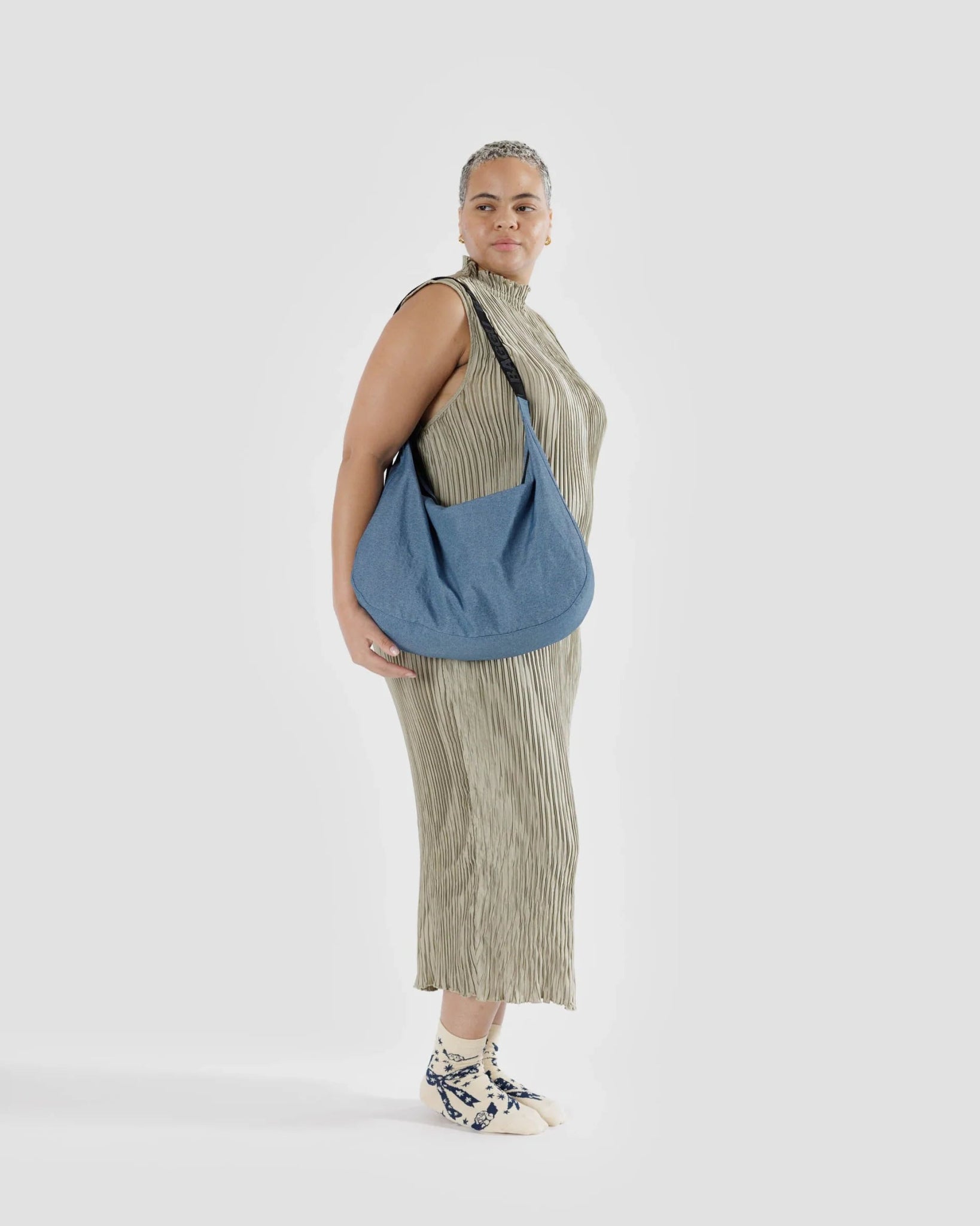 BAGGU Large Nylon Crescent Bag - Digital Denim