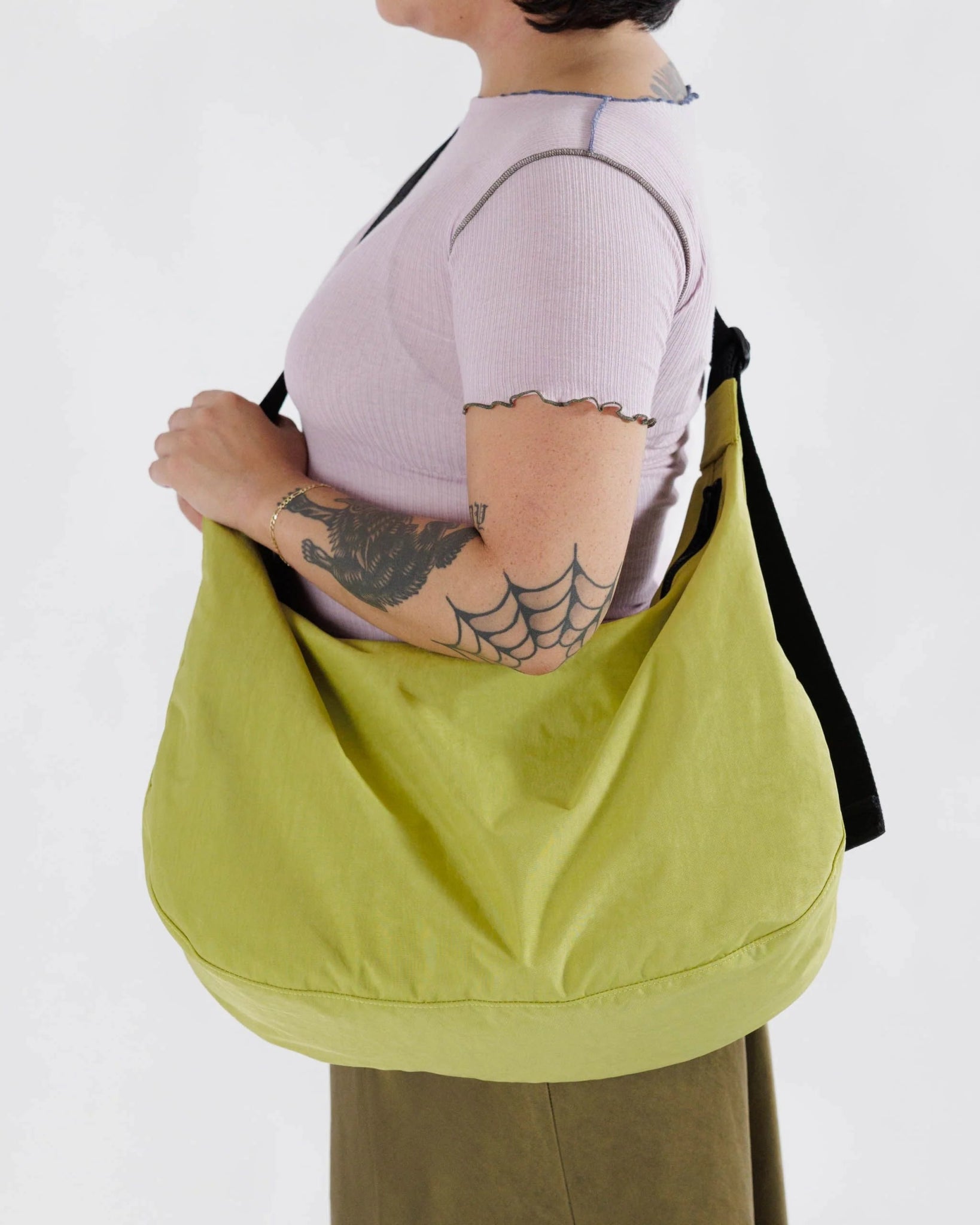 BAGGU Large Nylon Crescent Bag - Lemongrasss