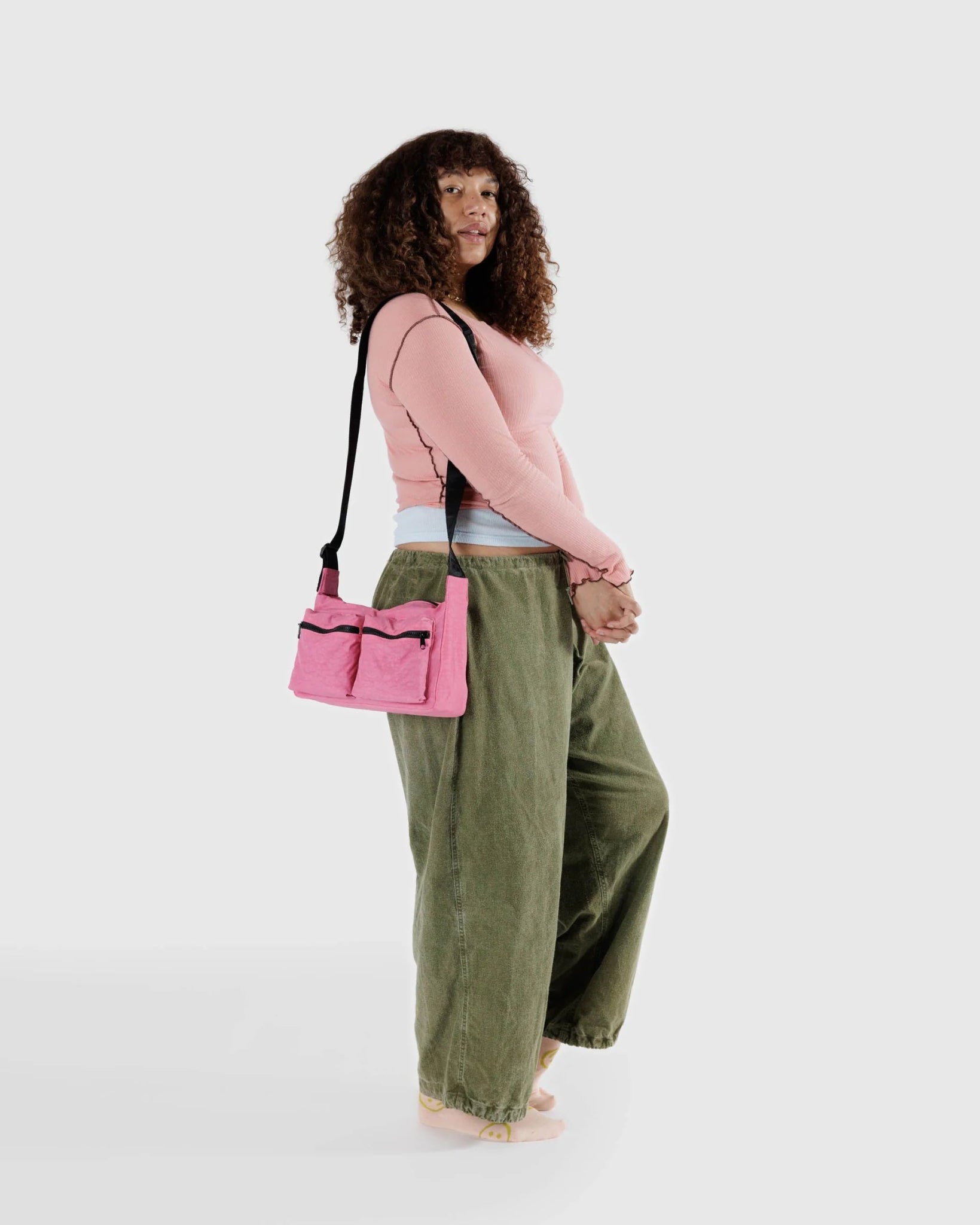 BAGGU Medium Cargo Crossbody - Azalea Pink