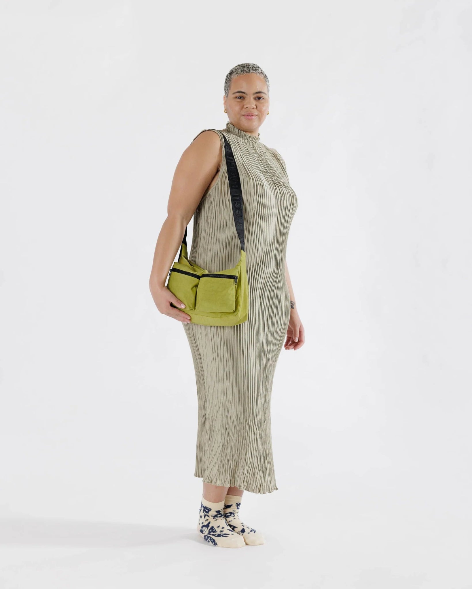 BAGGU Medium Cargo Crossbody - Lemongrass