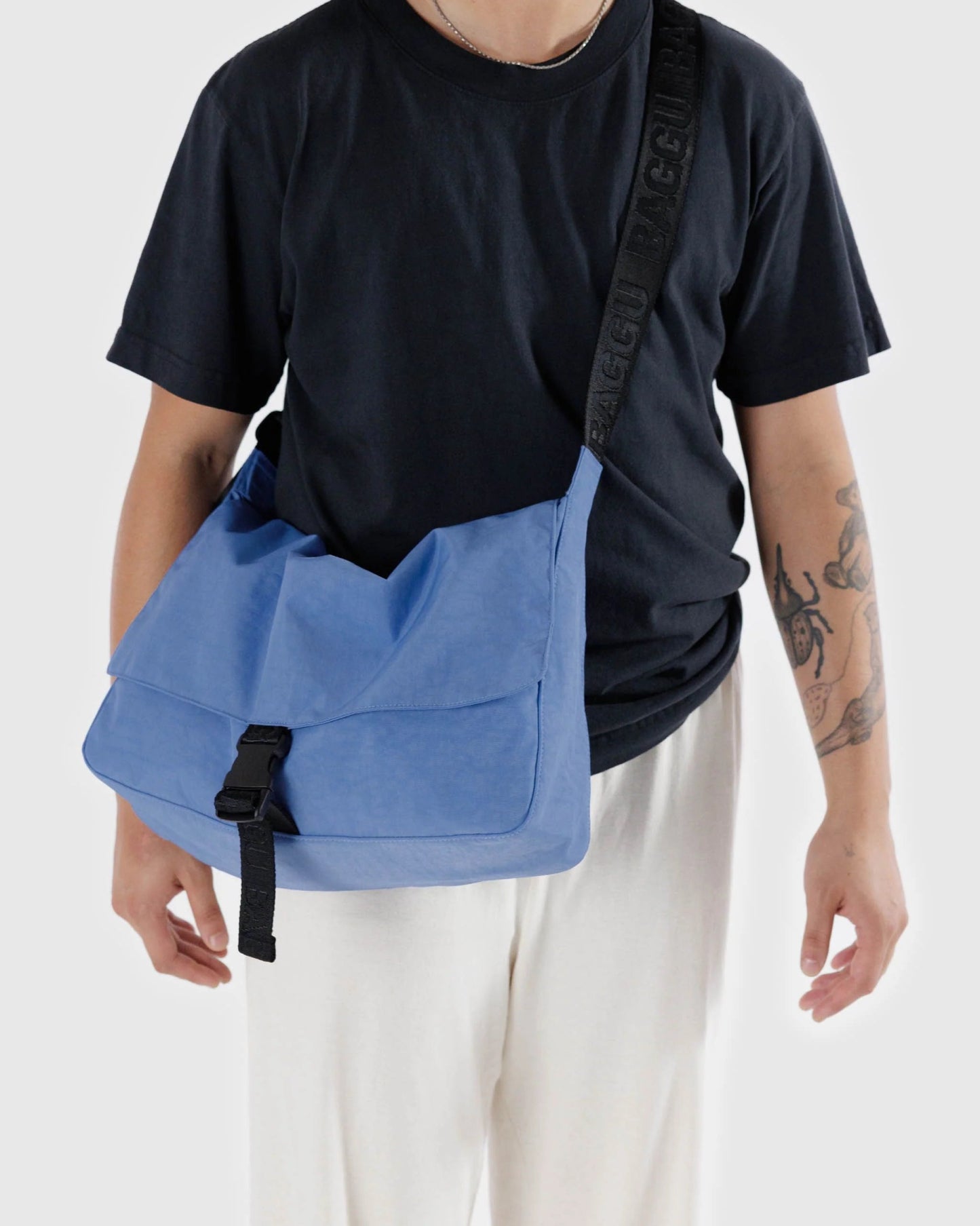 BAGGU Nylon Messenger Bag - Pansy Blue - Preston Apothecary