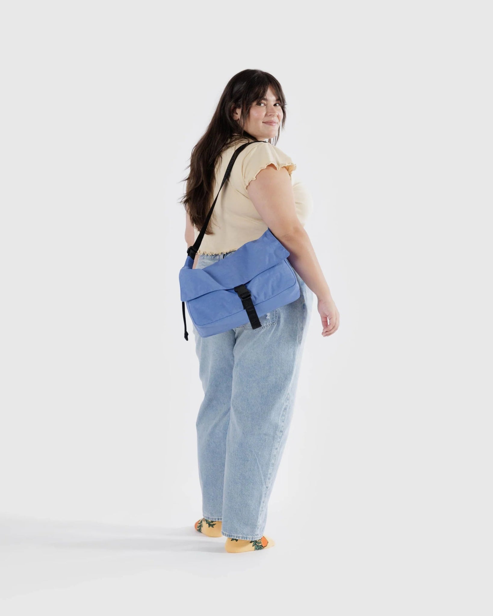 BAGGU Nylon Messenger Bag - Pansy Blue