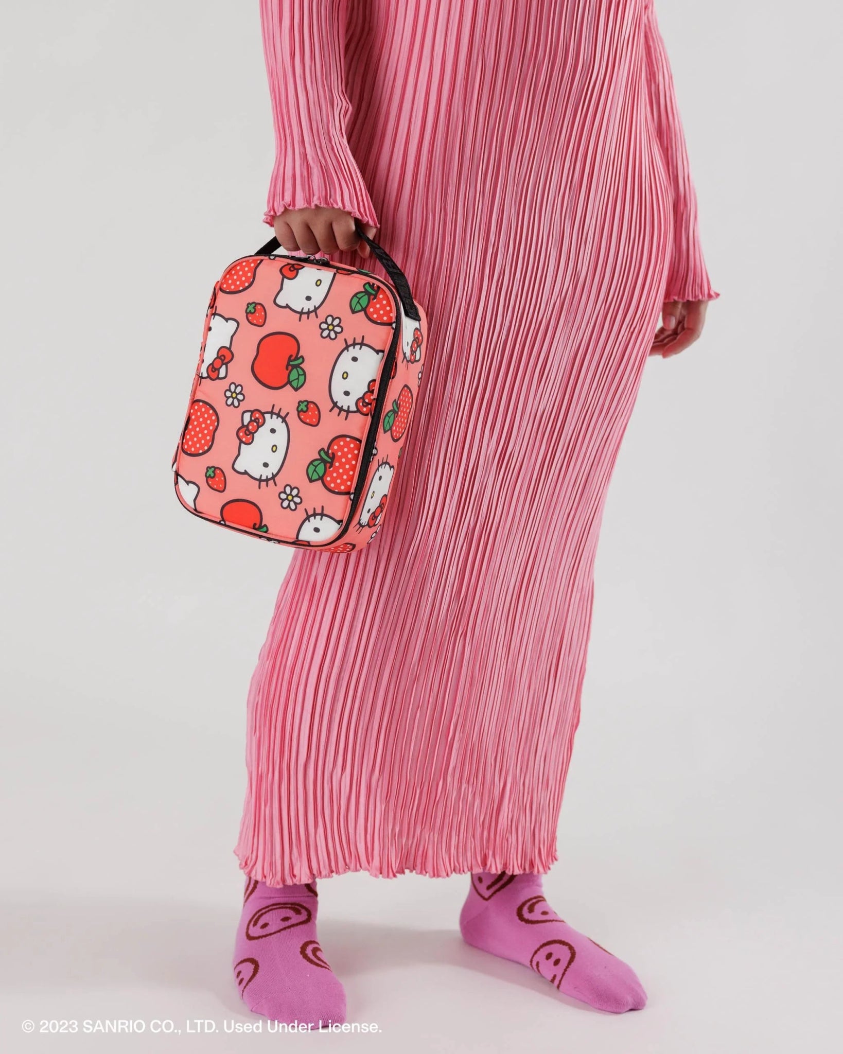 BAGGU Puffy Lunch Box - Hello Kitty Apple