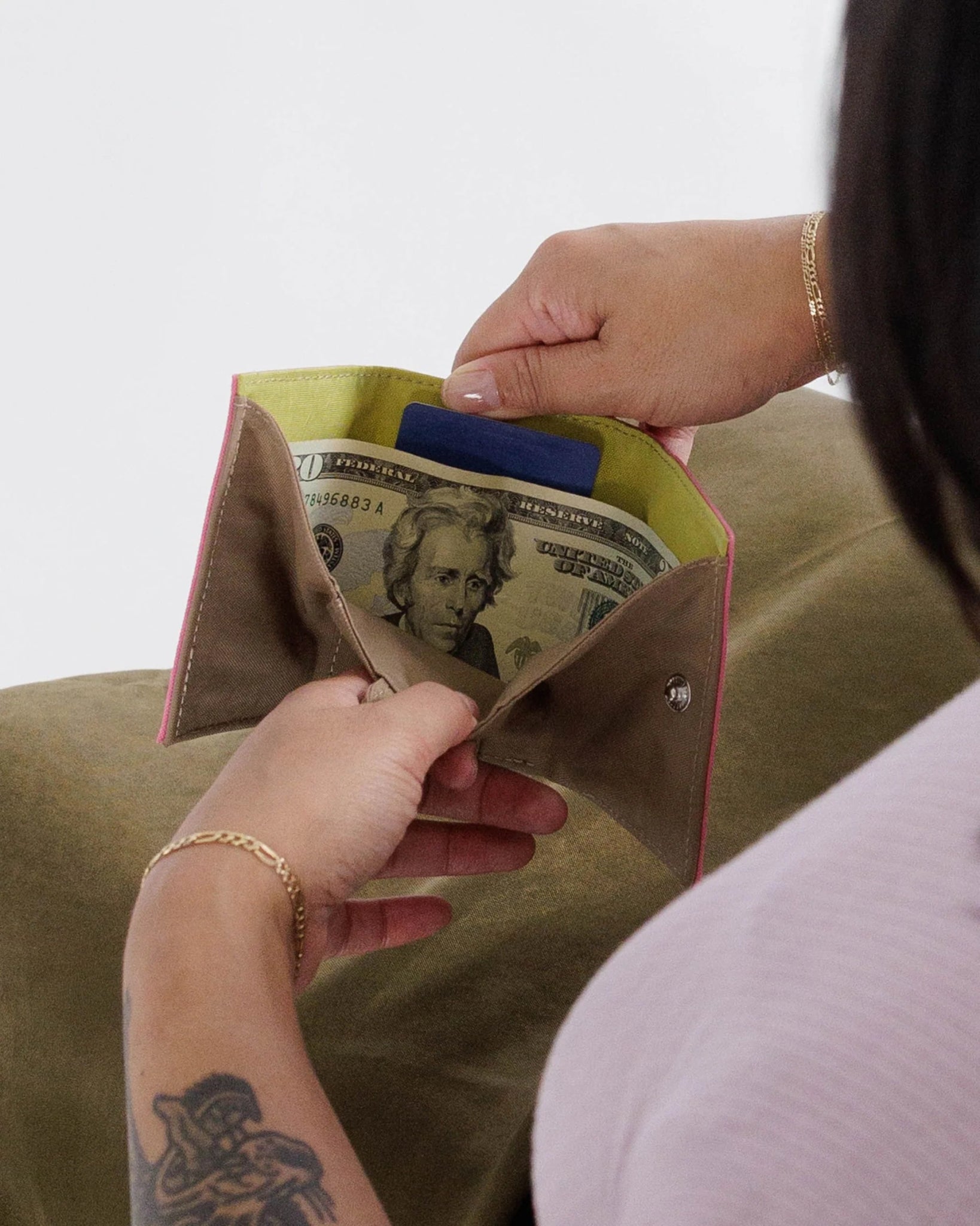 BAGGU - Snap Wallet - Azalea Pink Mix