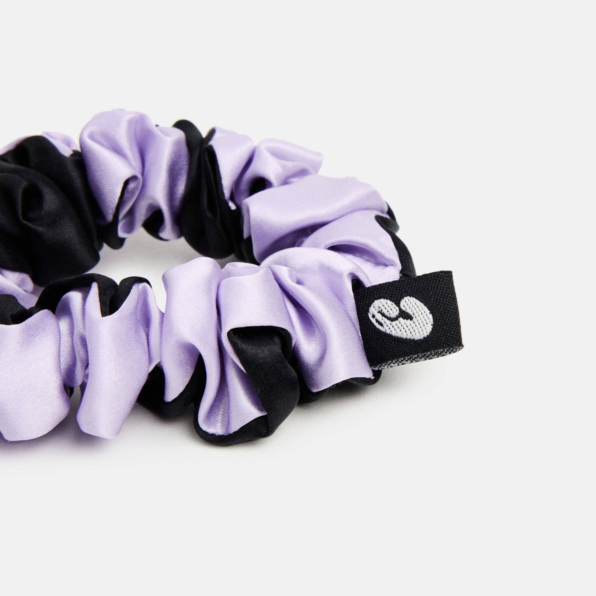 CHUNKS Silk Scrunchies in Medium Jester