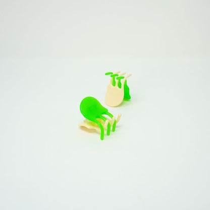 CHUNKS Jester Mini Claw in Neon Green + Nude - Preston Apothecary