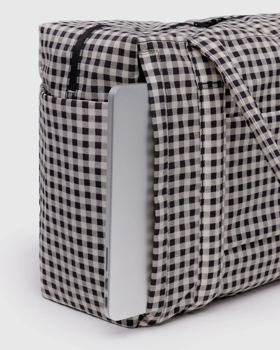 BAGGU - Small Cloud Carry On - Black & White Gingham
