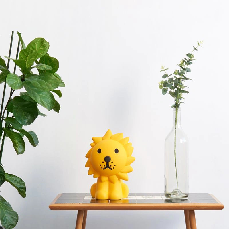 MR MARIA - Lion Star Light Lamp