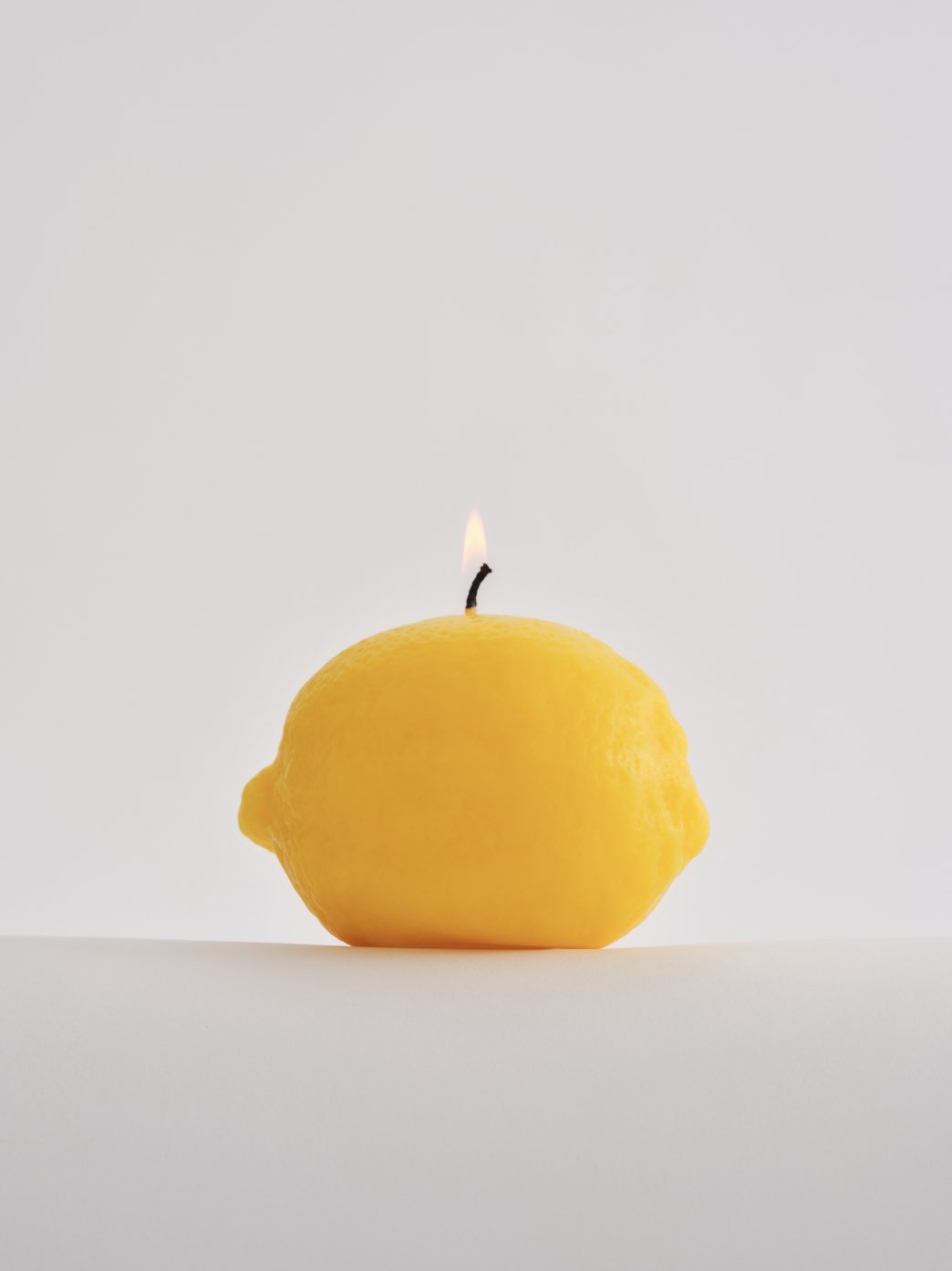 NONNA'S GROCER - Scented Lemon Candle