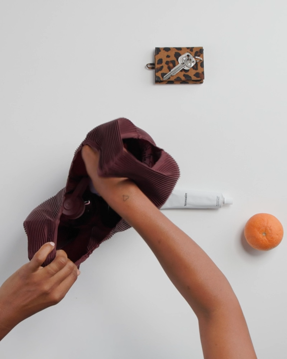 BAGGU - Pleated Baggu - Black