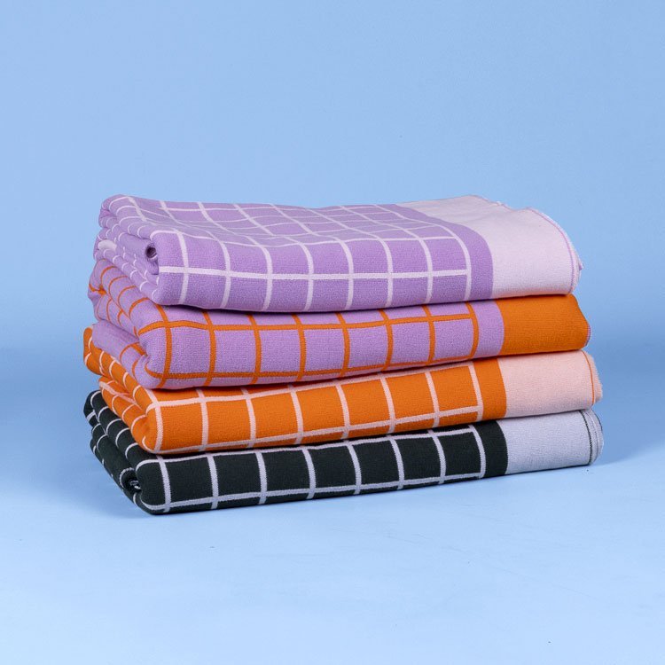 WINNIE & OSLO Knit Blanket in Coral - Preston ApothecaryWINNIE & OSLO